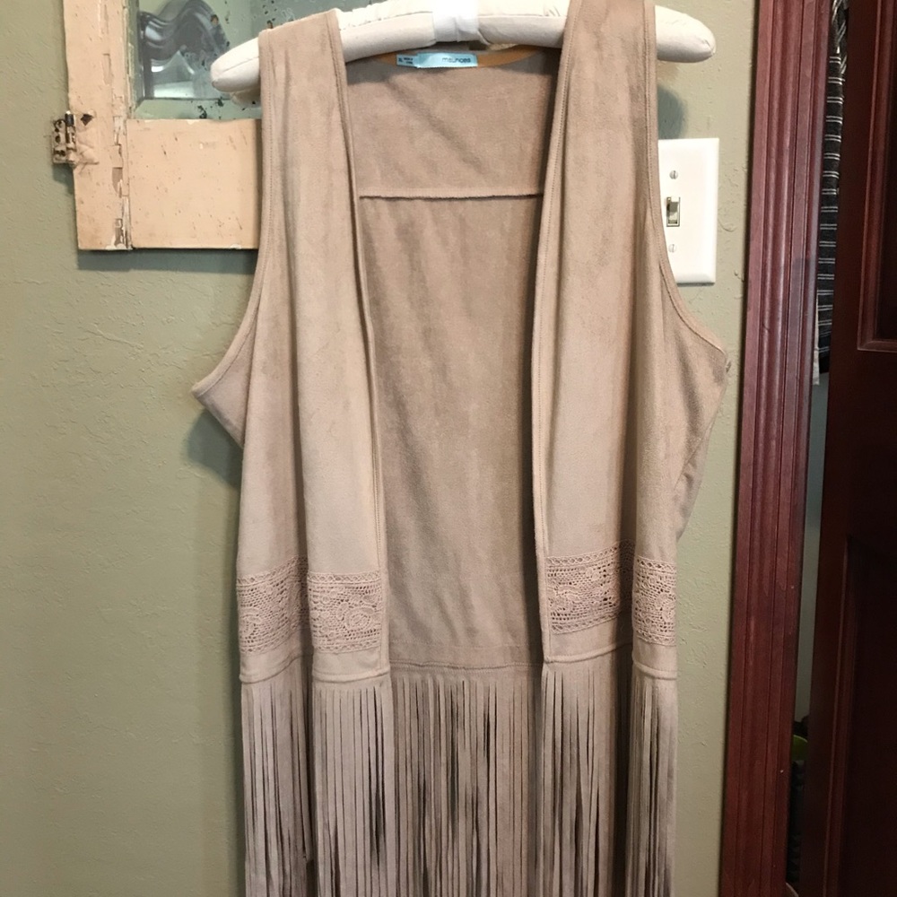 NWOT Maurices Suede-Like Fringe Vest